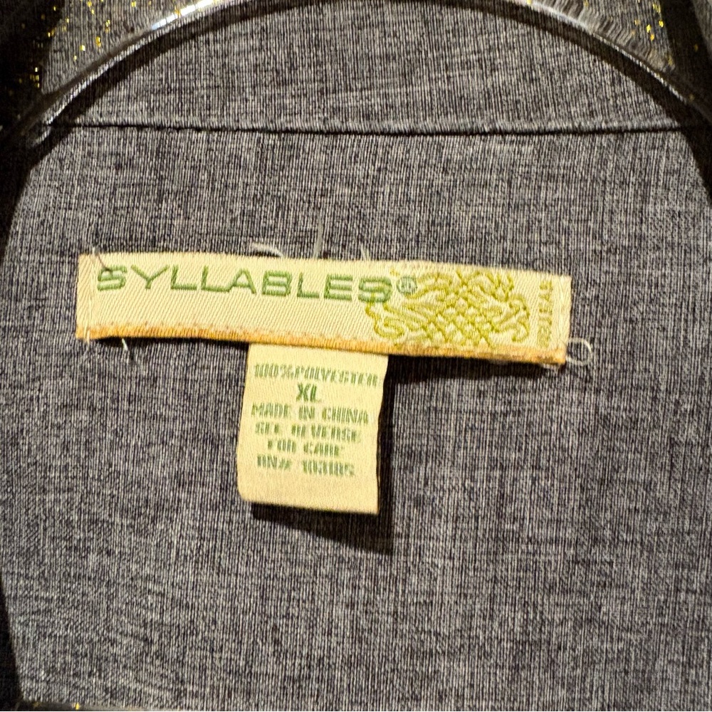 Syllables men's shirt sleeve embroidered detais shirt size XL - Picture 4 of 8